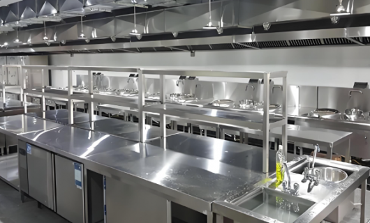 四星級酒店廚房都配備哪些基本設備？